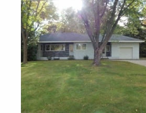 3rd image of 13828 Glenwood Dr