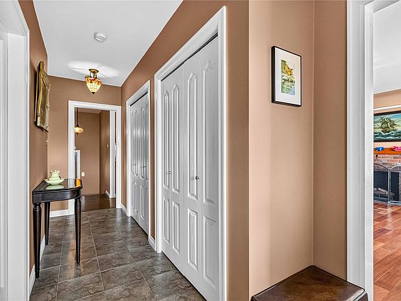 5th image of 3441 Lovat Ave