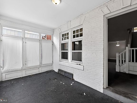 4th image of 222 S 49th St
