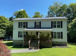 112 Hemlock Ter S, Greentown, PA 18426