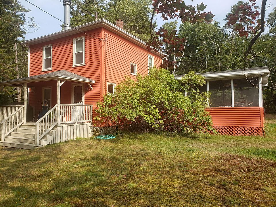 2nd image of 88 Cushing St