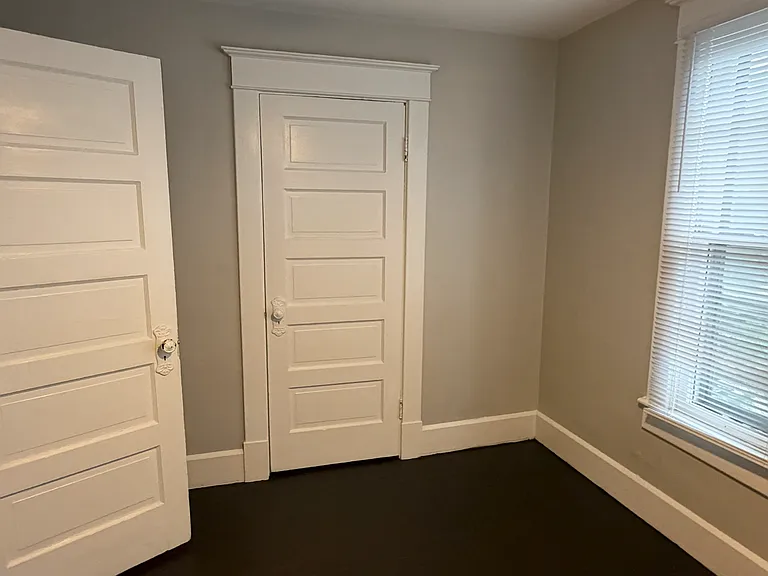 1015 N Olney St — Photo 18