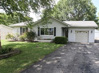 44 Grainey Dr, Glen Carbon, IL