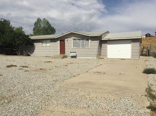 109 S 4th St, Hanna, WY 82327