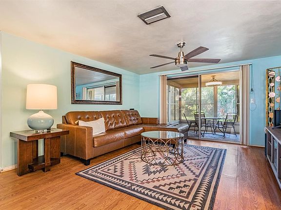 2nd image of 7241 Sandalwood Dr