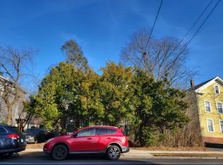 326 Cook Ave, Meriden, CT 06451