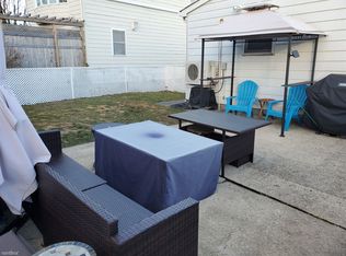 1340 Bellmore Rd, Bellmore, NY 11710