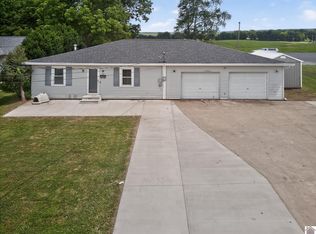 313 N Padgett St, Morganfield, KY 42437