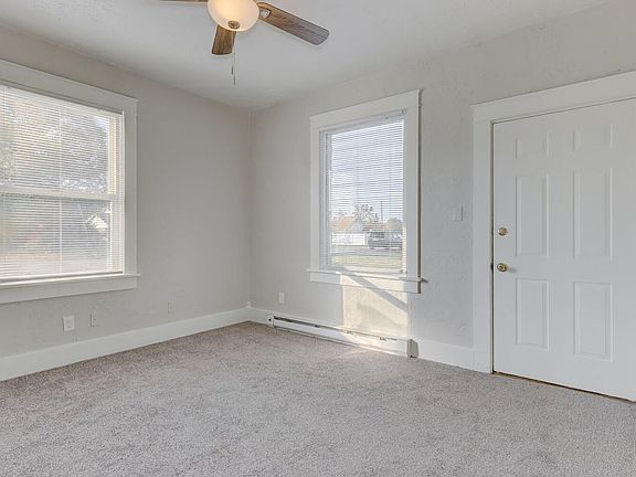 4th image of 2320 E Dewey Ave