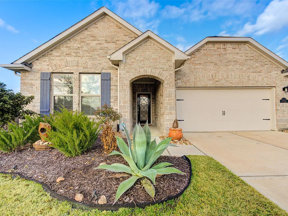 31326 Conover Dr