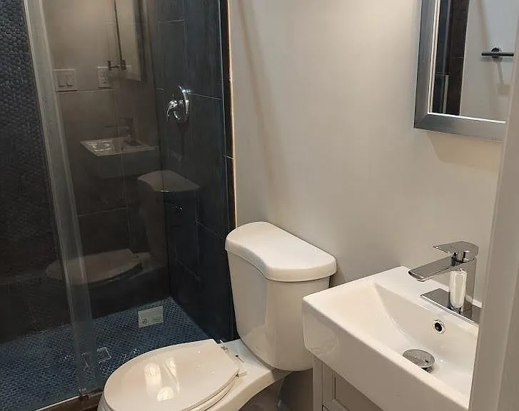 1812 N Croskey St — Photo 15