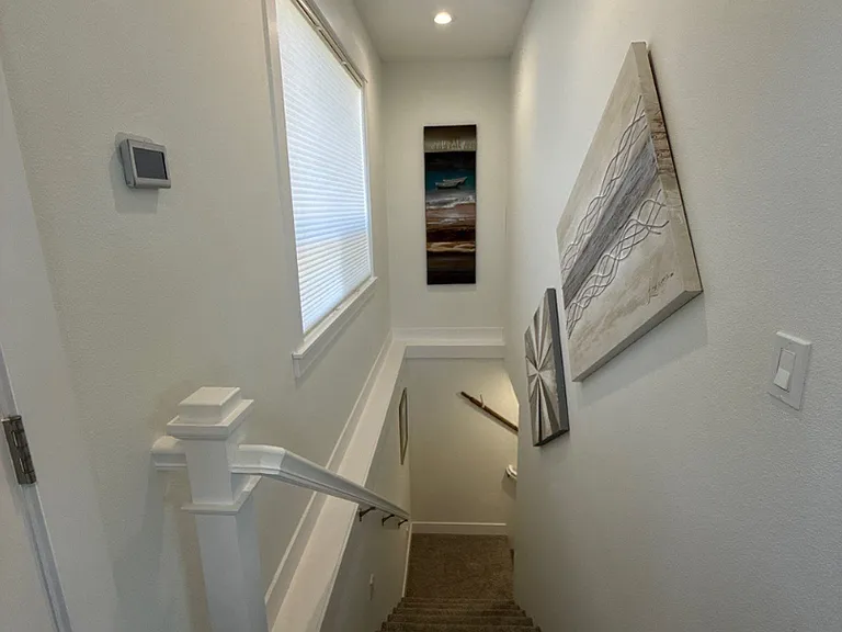 6274 NE Port Dr — Photo 15