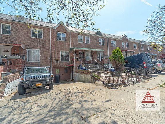 2nd image of 2027 26th St