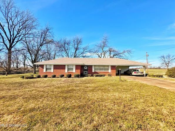 694 Hopson St, Tutwiler, MS 38963