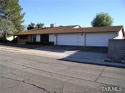 2nd image of 8510 E Bellevue Pl