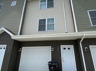 1024 Thames Ct, Grand Forks, ND 58203