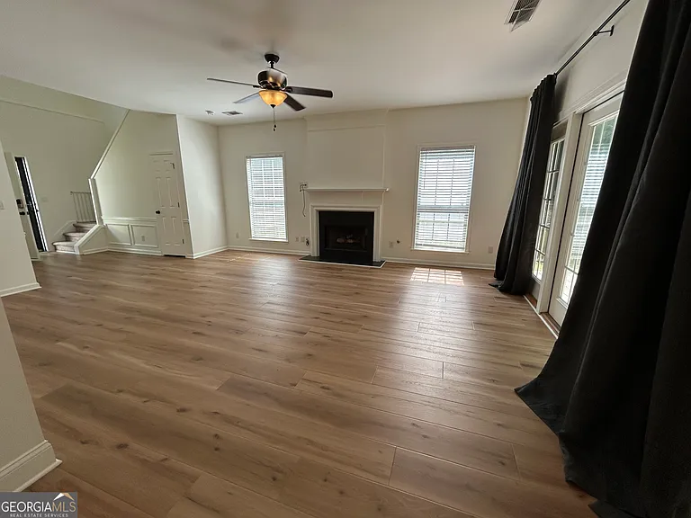 665 Arncliffe Ct — Photo 5