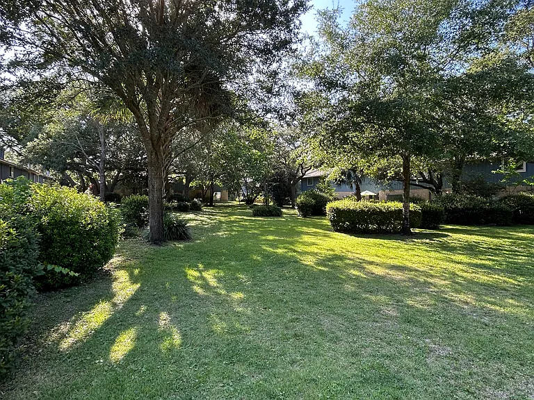 1819 Valparaiso Blvd — Photo 9