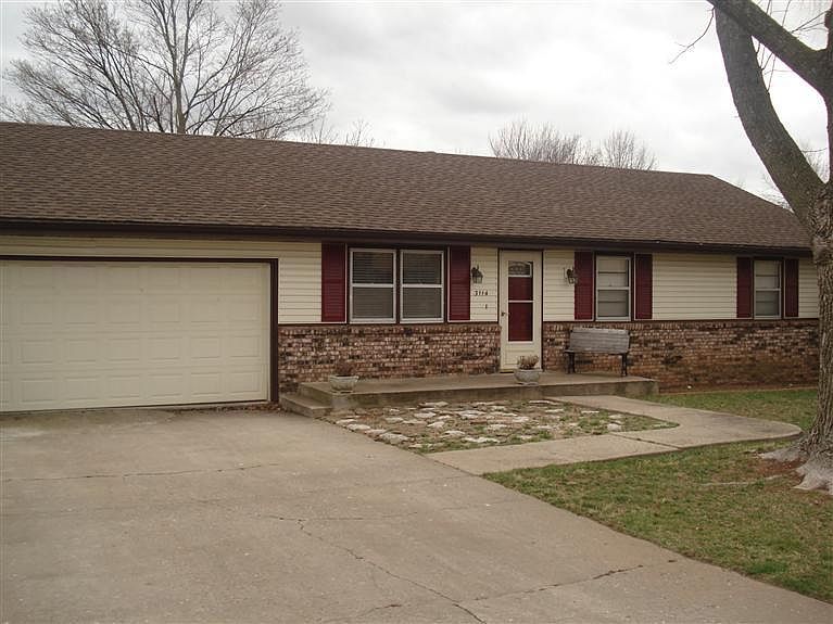 2nd image of 3114 W Cynthia St