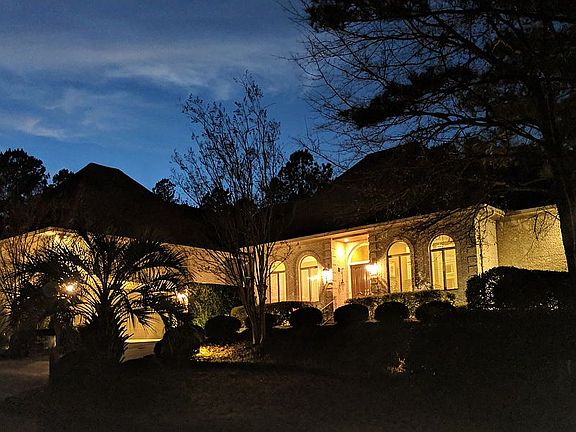 5th image of 208 Winged Elm Cir