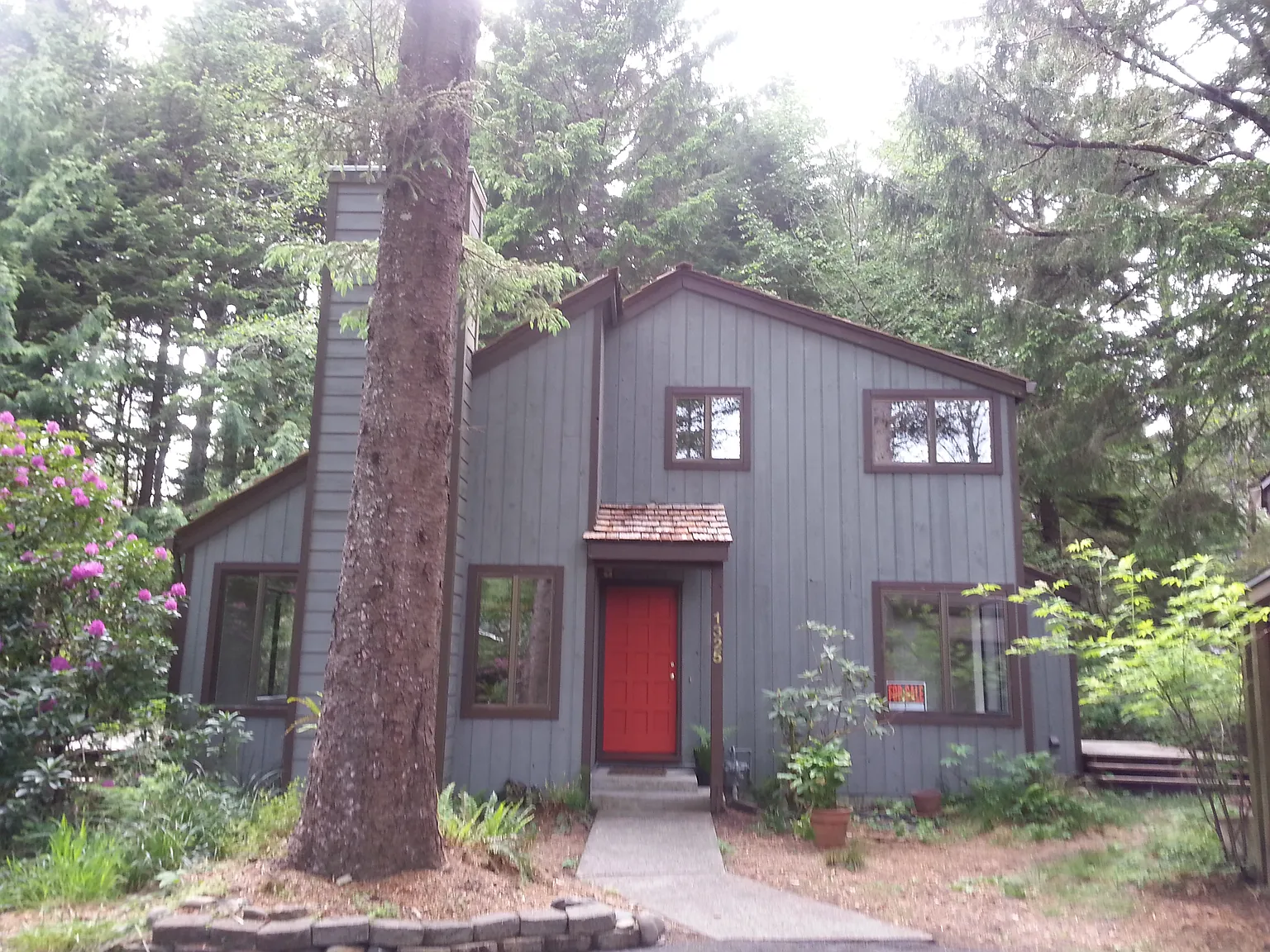 1325 SW Meadow Ln photo 1