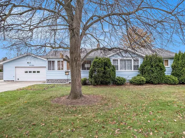 11321 N Irish Rd, Otisville, MI 48463