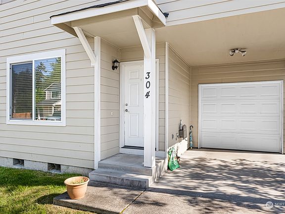 5th image of 304 115th Street Ct E