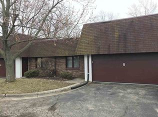 3434 Holiday Dr APT 8, Rockford, IL 61109