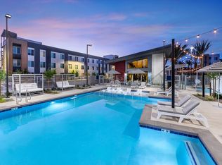 Birchway Tropicana, Las Vegas, NV 89119