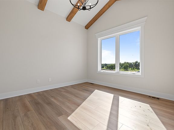 5th image of 1310 S Auburn Pl