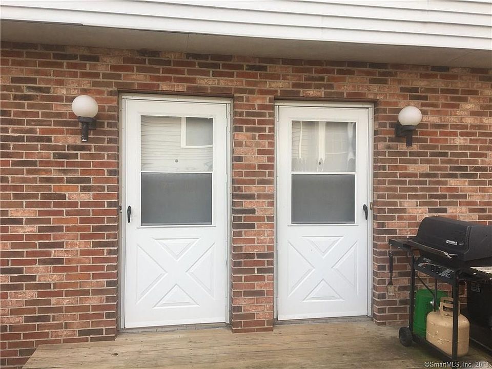 2nd image of 45 Webb St #203