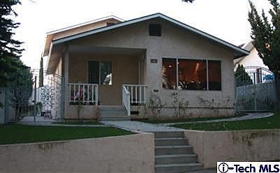 1st image of 815 E San Jose Ave