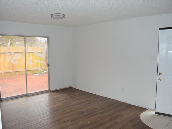 5th image of 12011 Greenwood Forest Dr #A