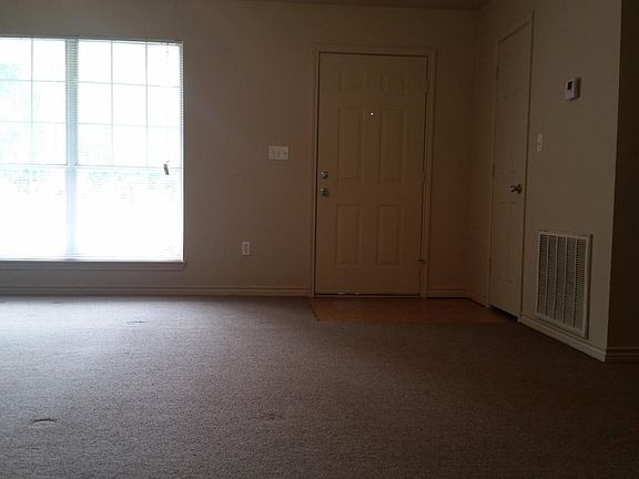 4th image of 161 Crosswood St
