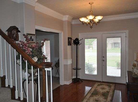 3rd image of 6690 Wedgewood Dr
