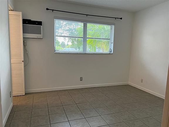 5th image of 5150 NE 6th Ave APT 128