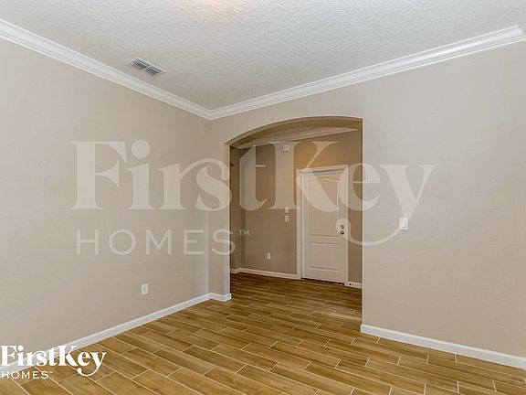 4th image of 9856 Melrose Creek Dr