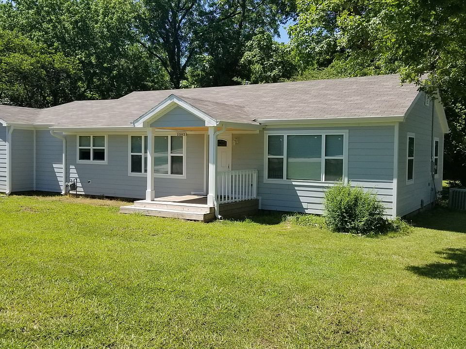 1st image of 2302 W Wedington Dr