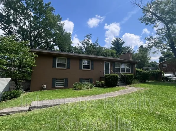 7931 W Cliff Dr, Knoxville, TN 37909