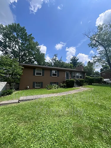 7931 W Cliff Dr Photo 1