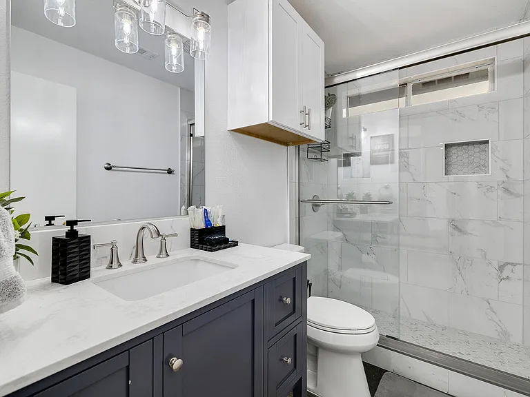 10217 Burgundy Dr — Photo 23