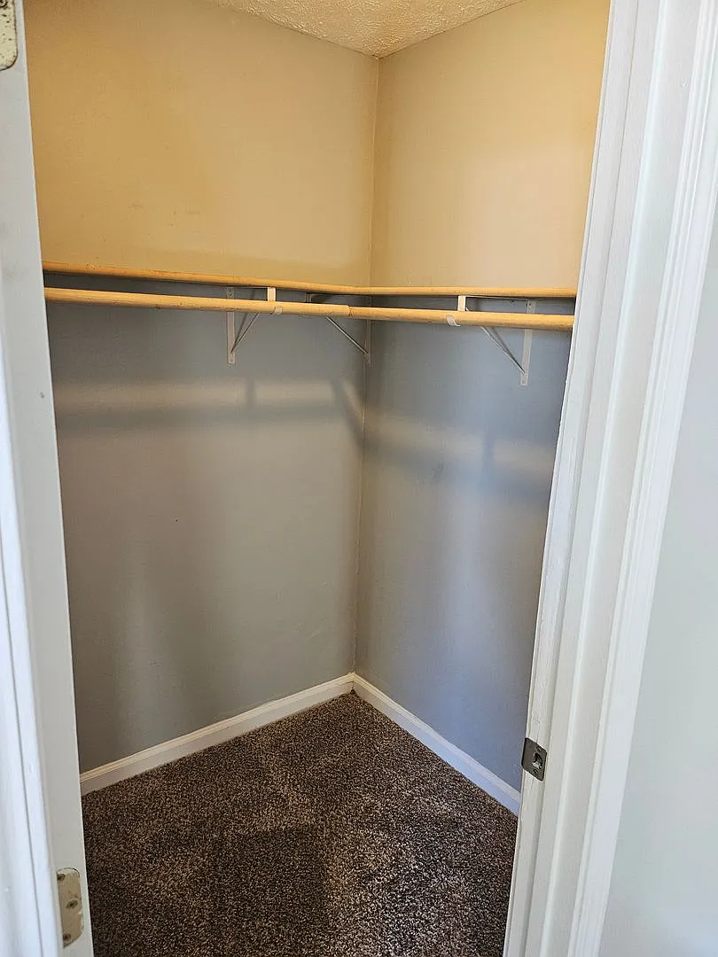 3 Bed 2-bathroom home — Photo 4