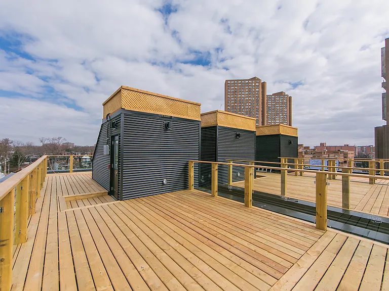 405 Saint Helens Ave #YAAAS — Photo 27