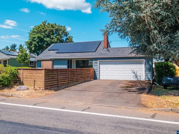 151 Warner Parrott Rd, Oregon City, OR 97045