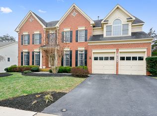 10214 Sweetwood Ave, Rockville, MD 20850