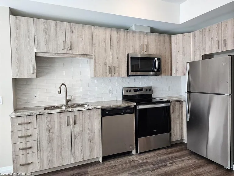 108 Garment St #403 — Photo 5