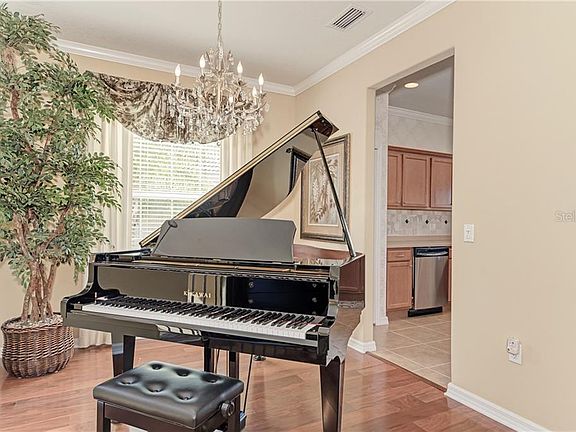 4th image of 1264 Burgos Dr #1006