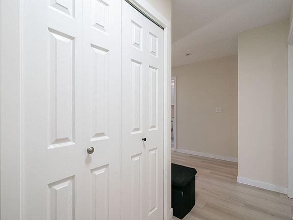 5th image of 1912 Bowen Rd #107