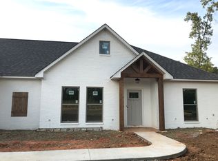 150 Lillian Dr, Texarkana, TX 75501