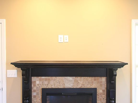 5th image of 176 Sunset Mdws Lot 176